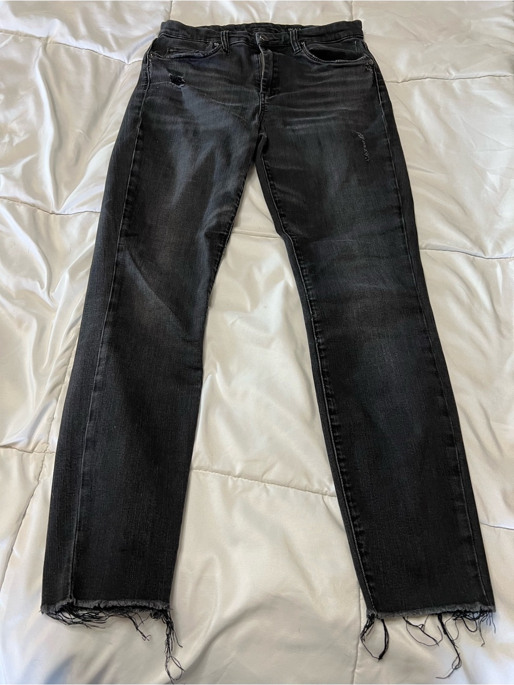 BLANKNYC The Bond Mid Rise Skinny Black Jeans Raw Hem Ripped 29
